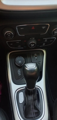 Jeep Compass cena 91999 przebieg: 52213, rok produkcji 2019 z Młynary małe 301